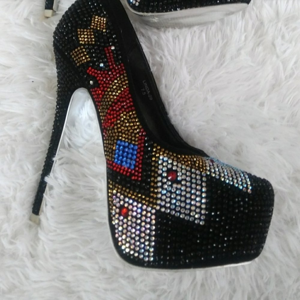 SEXY RHINESTONE STILETTOS